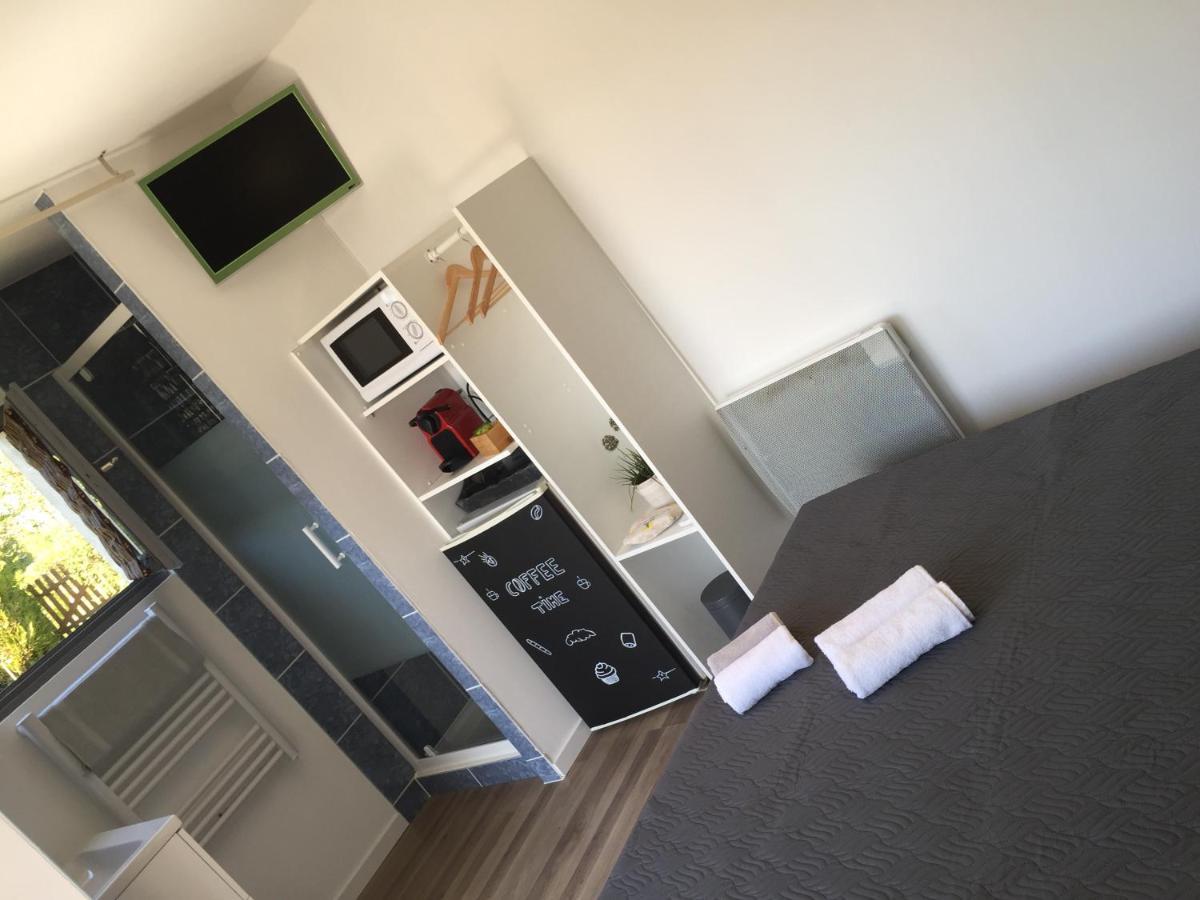Les Palmiers Apartman Chimilin Kültér fotó